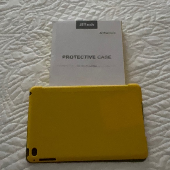 JETech PROTECTIVE CASE for iPad!ini 4 Yellow NWOT - Picture 3 of 3